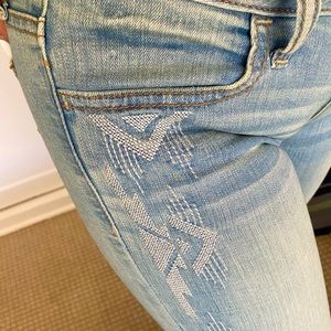 American Eagle Light Wash Embroidered Super Stretch Boho Denim Jeggings Size 0
